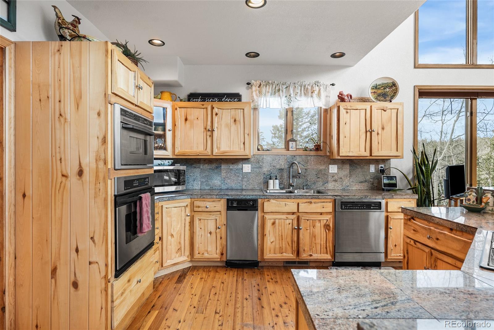 MLS Image #15 for 1996  al gulch road,jefferson, Colorado