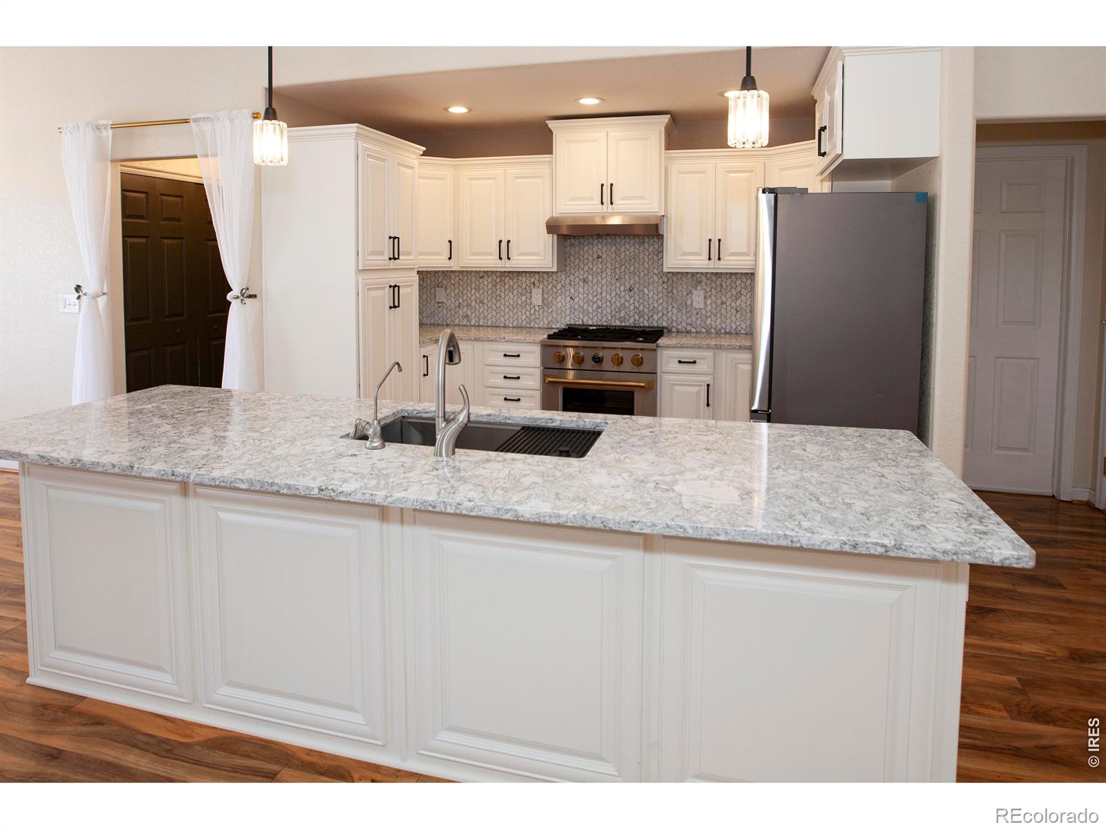 MLS Image #10 for 817  nicole road,sterling, Colorado