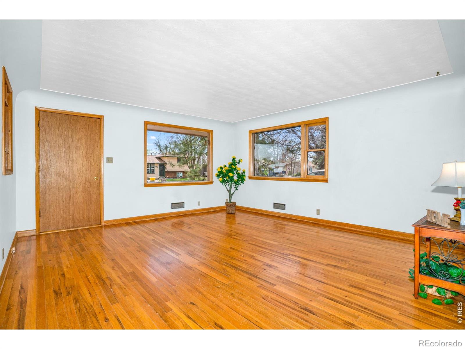 MLS Image #2 for 543 w 9th street,loveland, Colorado