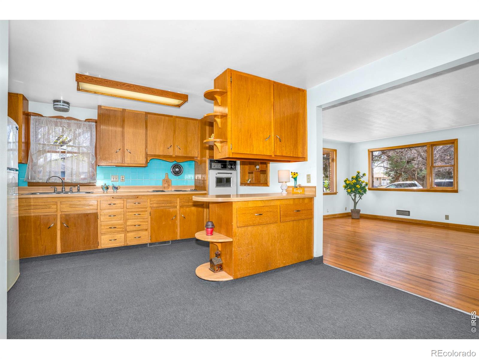 MLS Image #4 for 543 w 9th street,loveland, Colorado