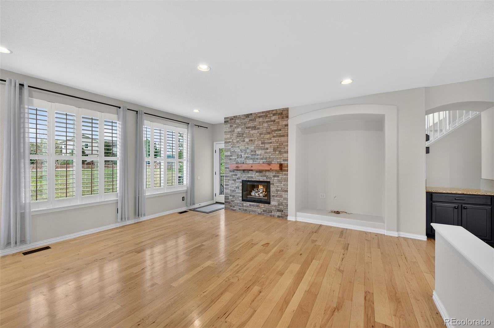 MLS Image #15 for 9590 s everett way,littleton, Colorado