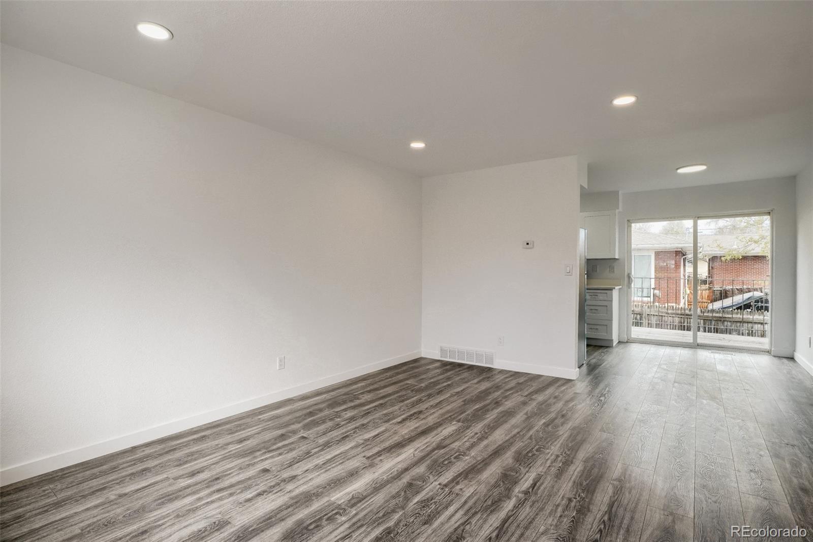 MLS Image #17 for 850  utica street,denver, Colorado