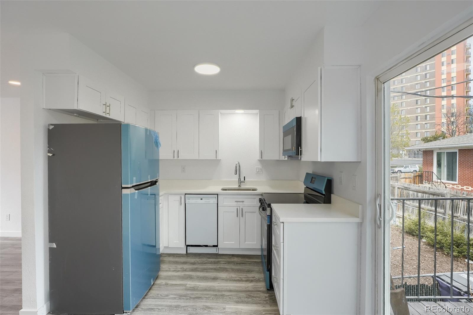 MLS Image #6 for 850  utica street,denver, Colorado
