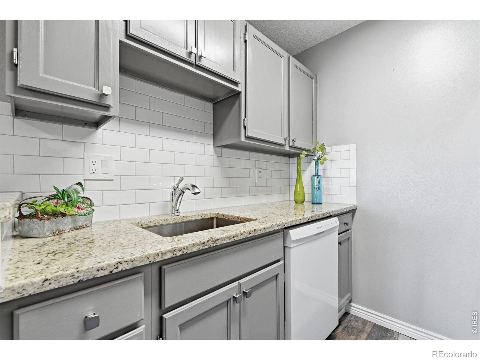 MLS Image #4 for 3150  iris avenue,boulder, Colorado