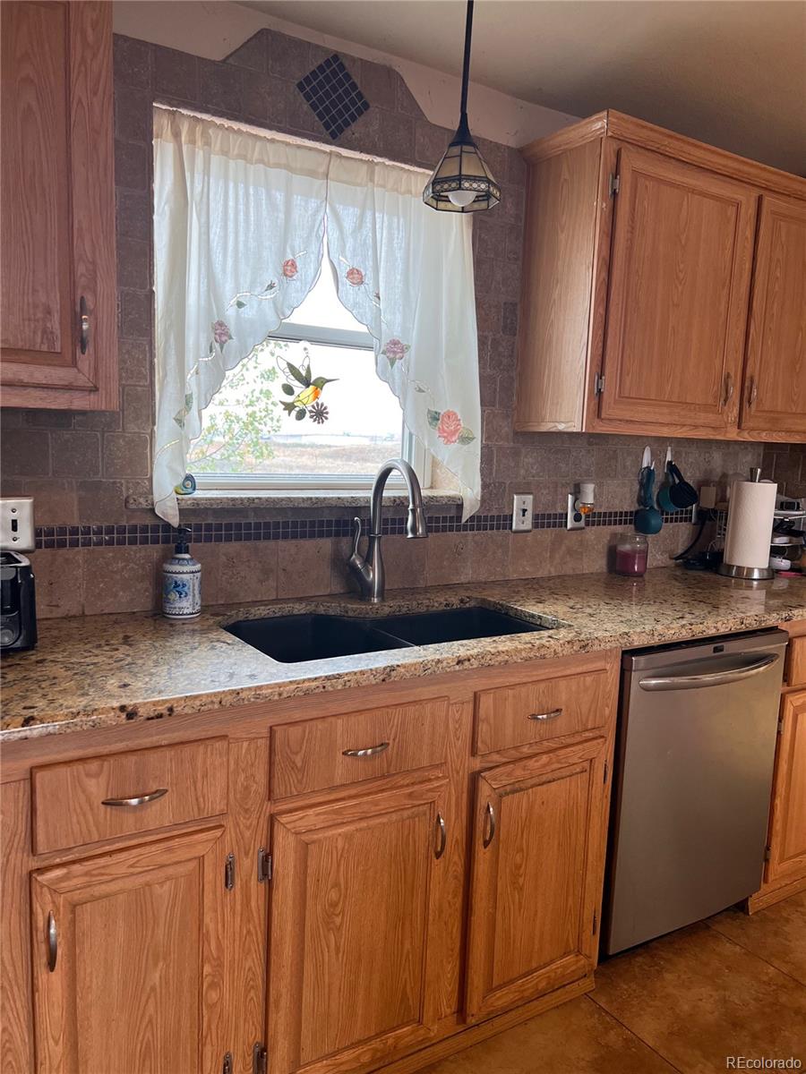 MLS Image #4 for 5241  summit boulevard,dacono, Colorado