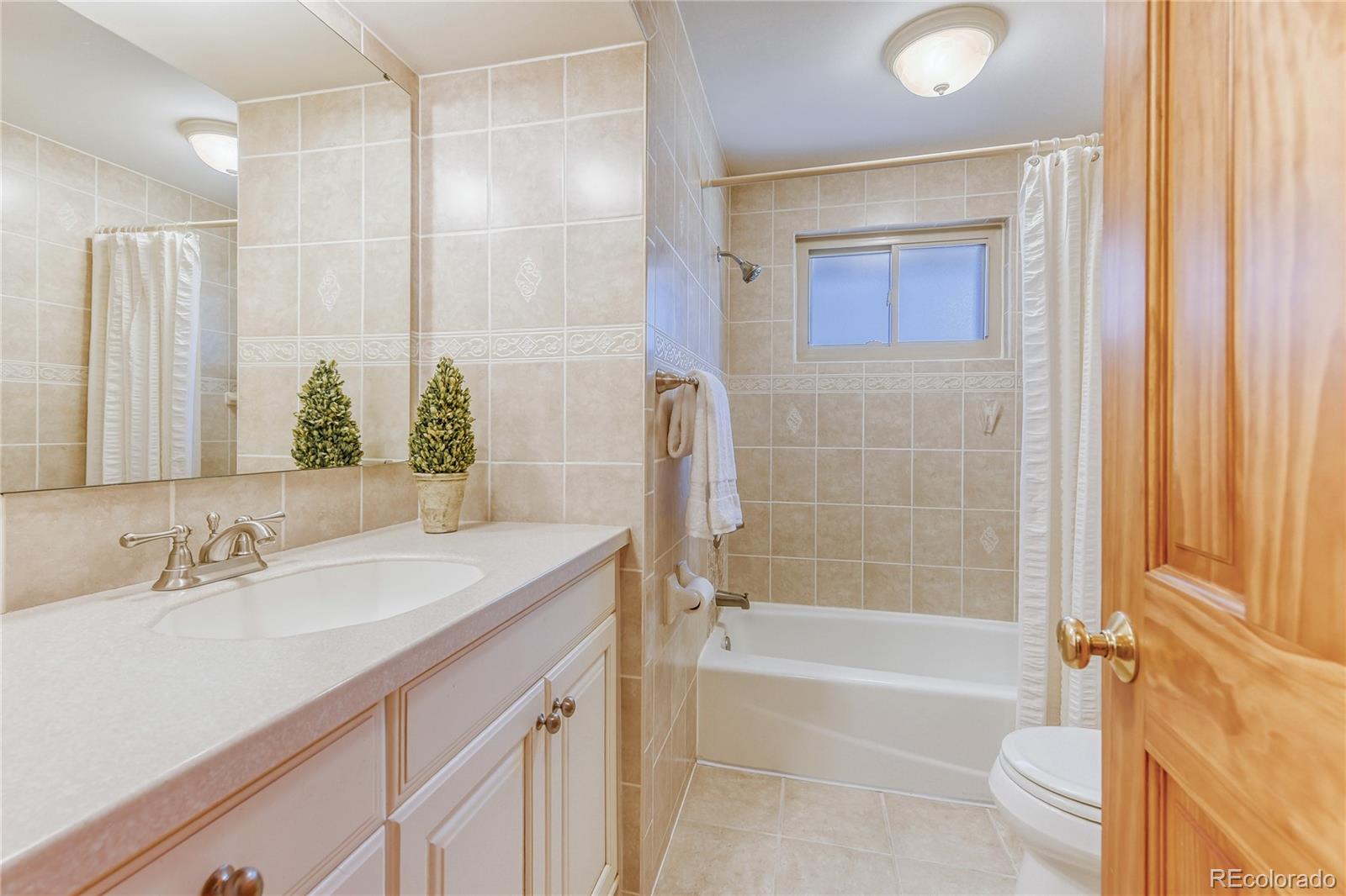 MLS Image #15 for 6376 w roxbury place,littleton, Colorado