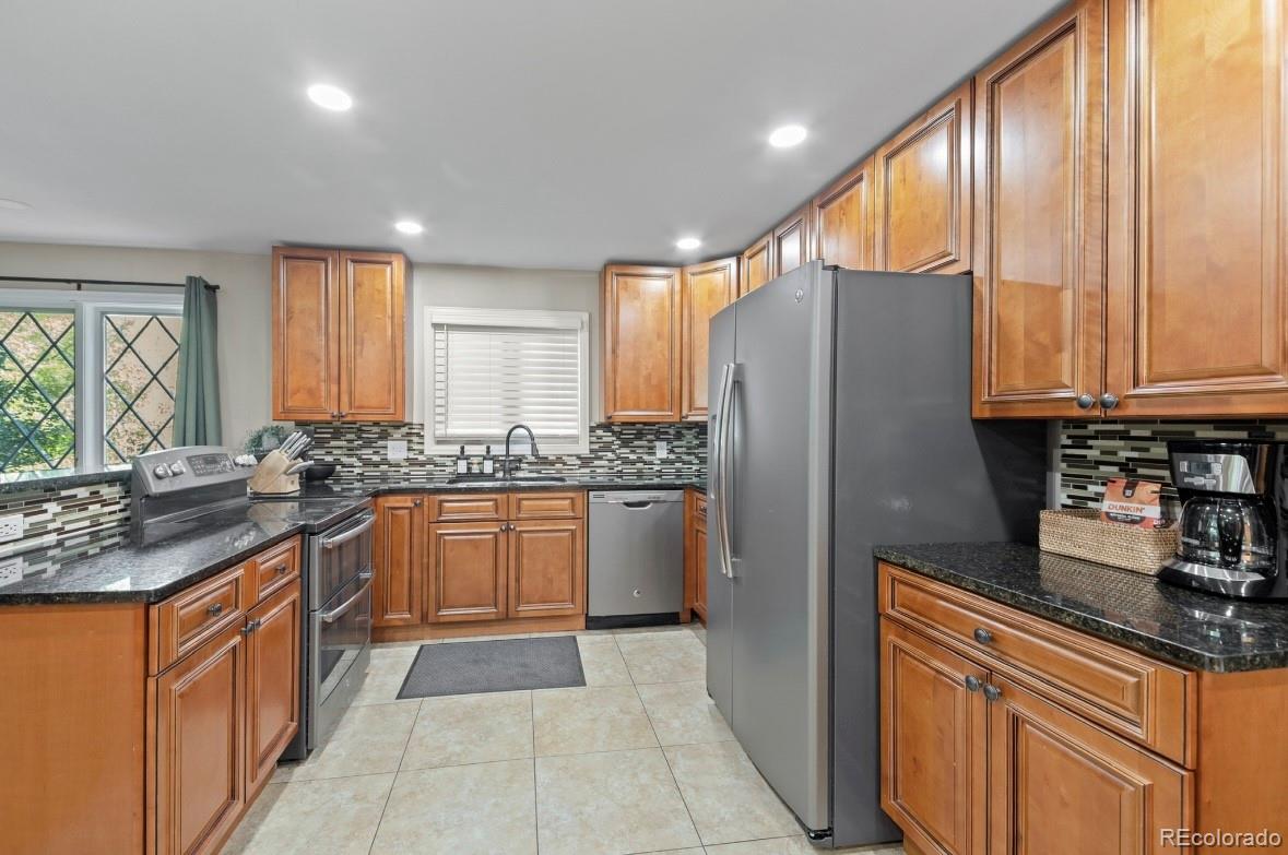 MLS Image #10 for 21336  san juan road,indian hills, Colorado