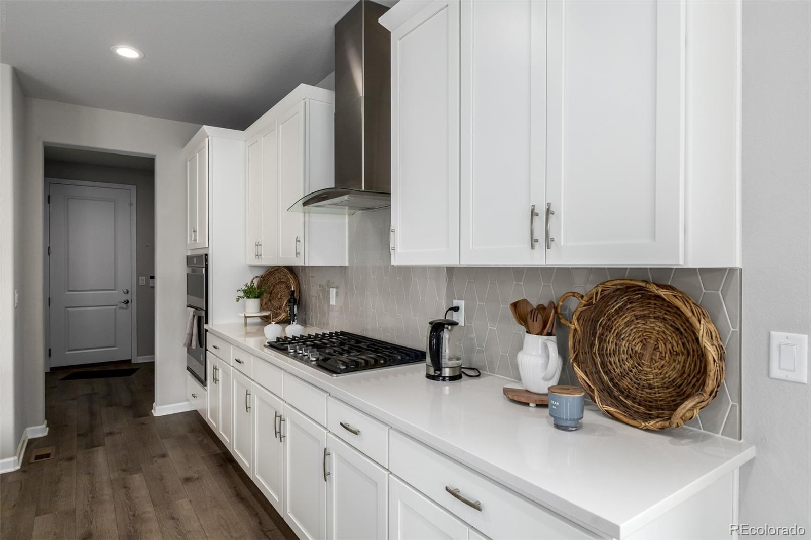 MLS Image #14 for 6318 e 141st drive,thornton, Colorado