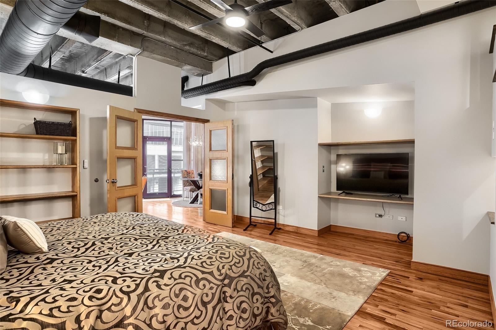 MLS Image #13 for 1020  15th street,denver, Colorado