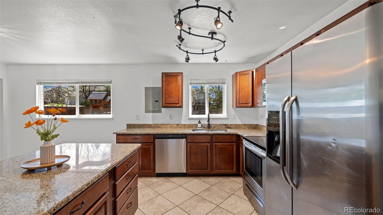 MLS Image #13 for 1523  saratoga drive,colorado springs, Colorado