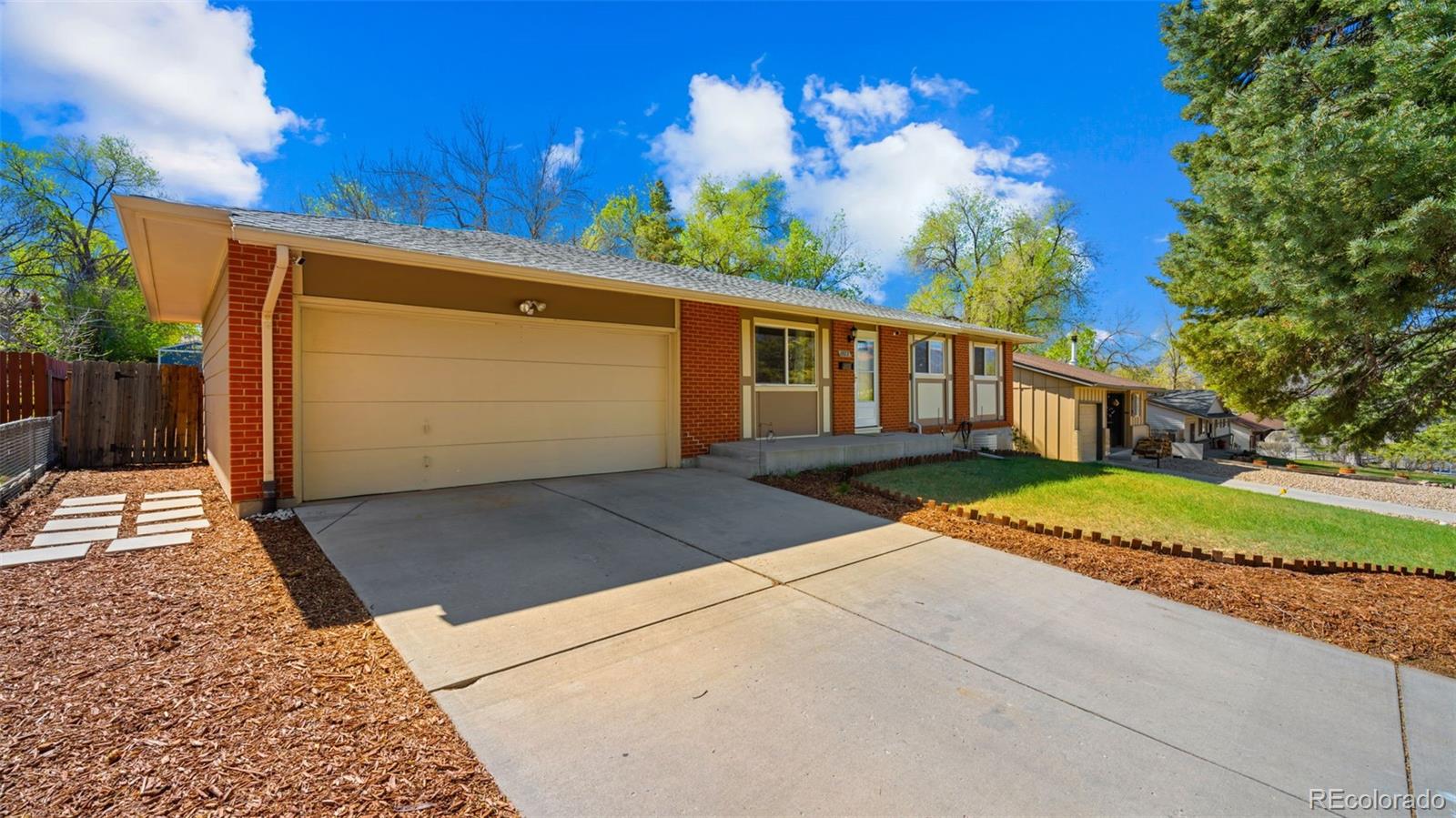MLS Image #2 for 1523  saratoga drive,colorado springs, Colorado