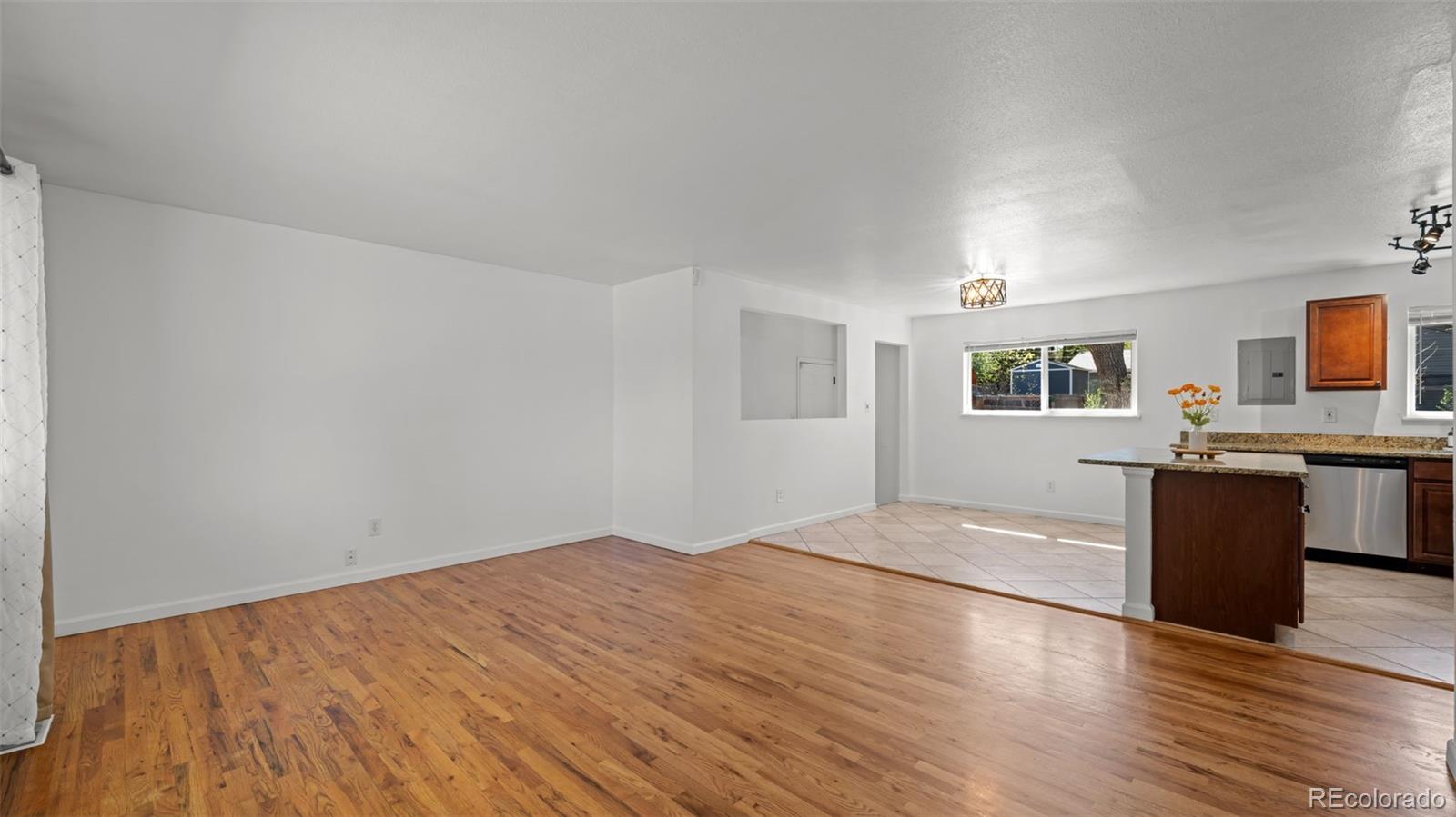 MLS Image #4 for 1523  saratoga drive,colorado springs, Colorado
