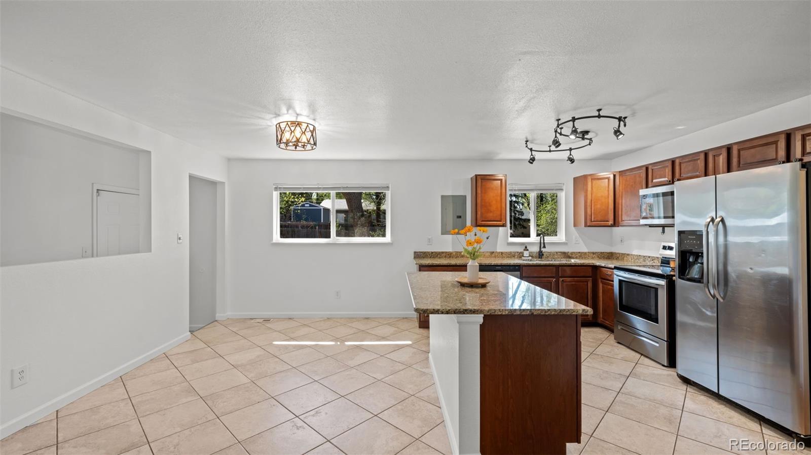 MLS Image #8 for 1523  saratoga drive,colorado springs, Colorado