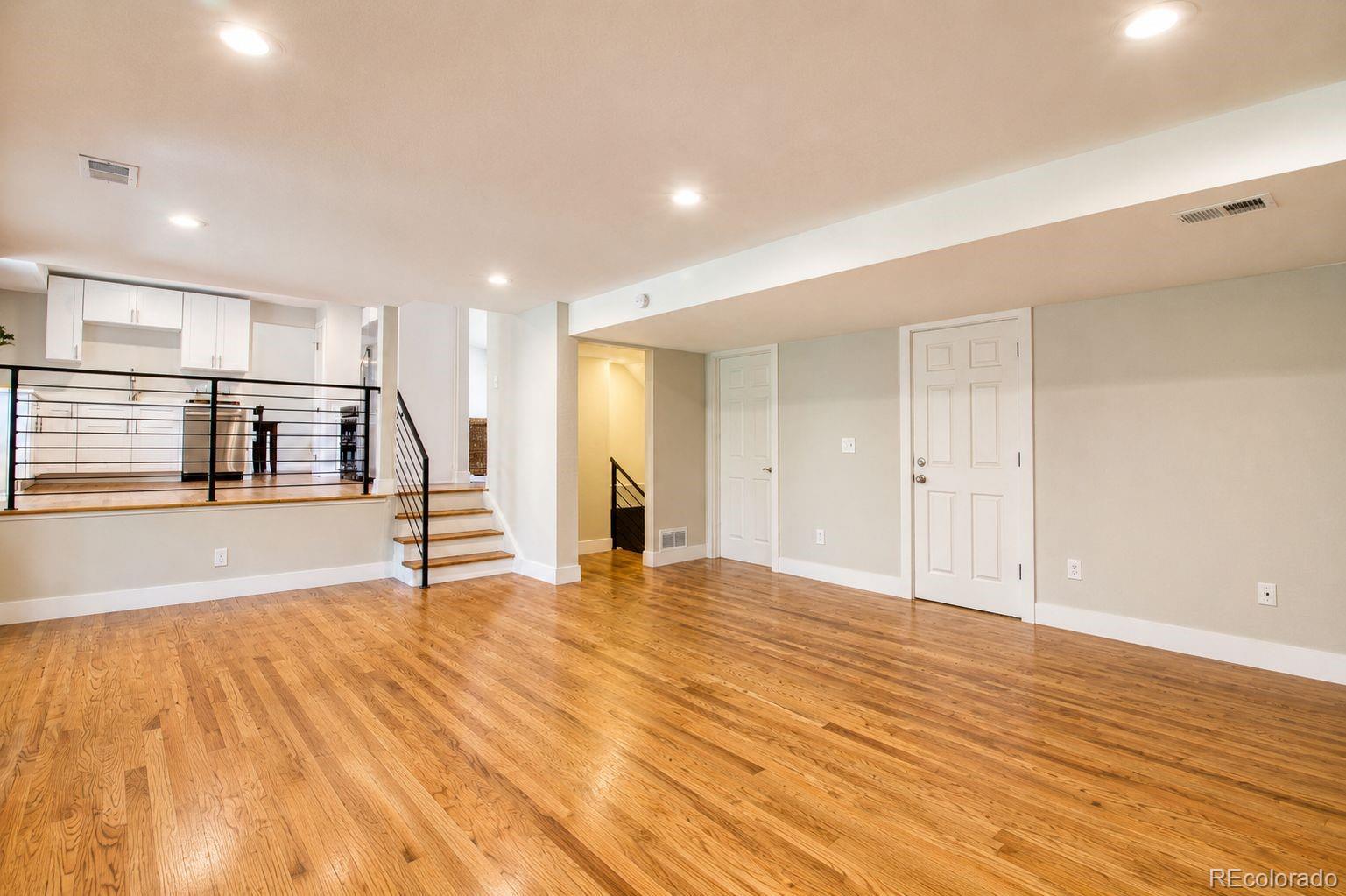 MLS Image #10 for 7197 s fairfax court,centennial, Colorado
