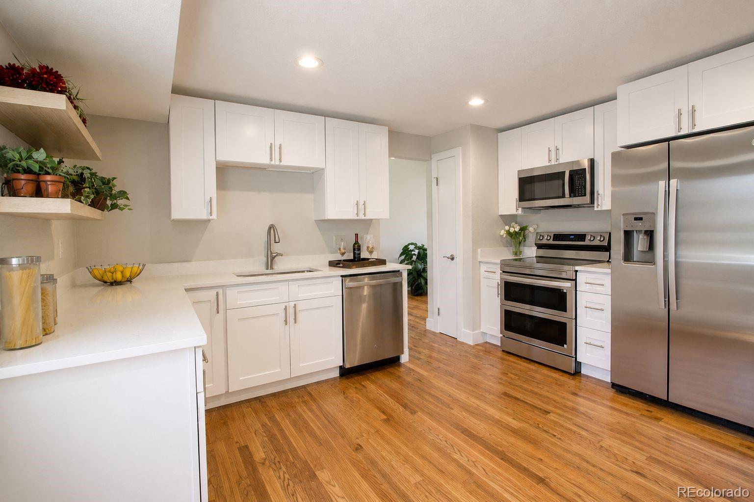 MLS Image #6 for 7197 s fairfax court,centennial, Colorado