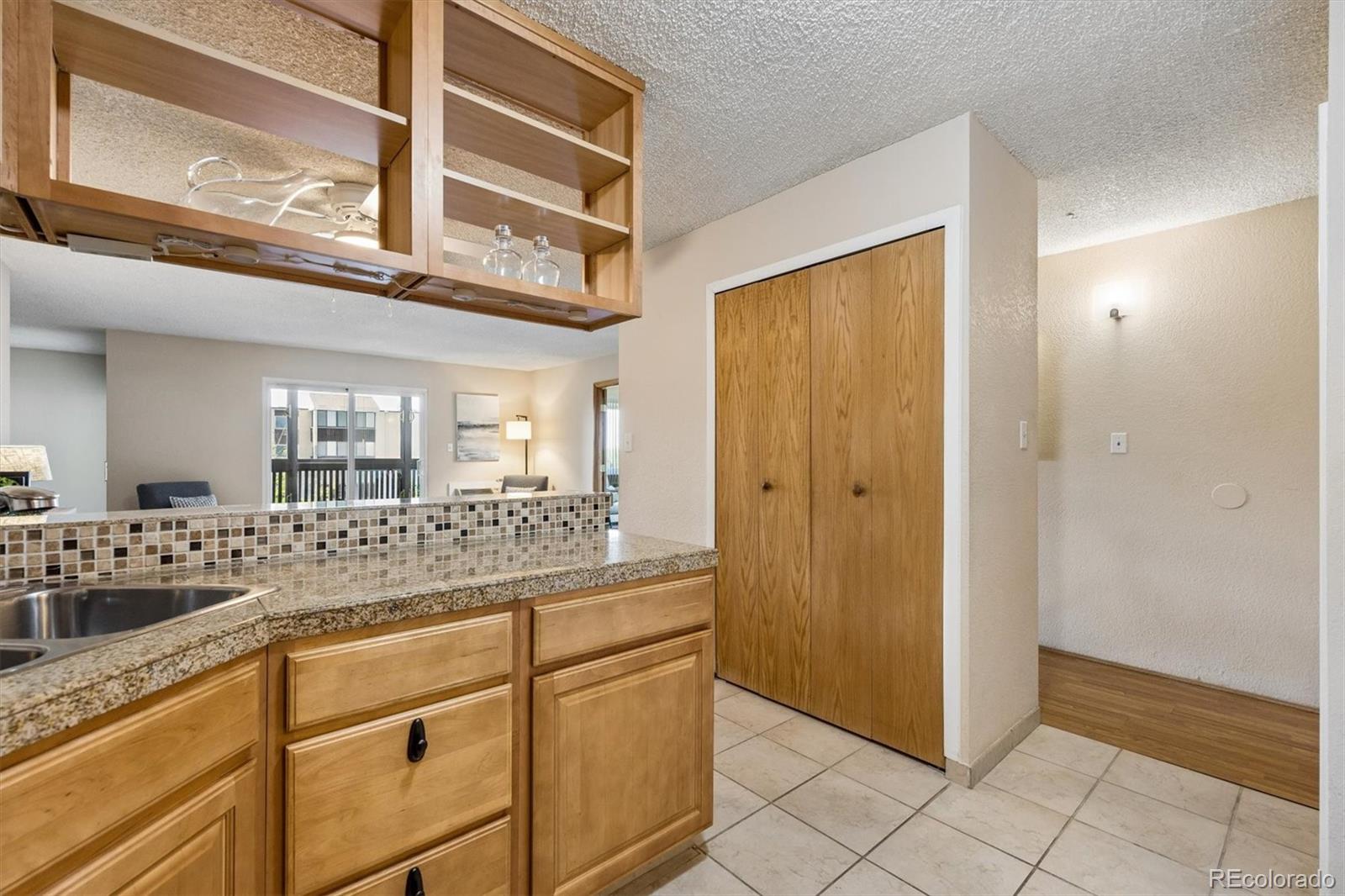MLS Image #8 for 3470 s poplar street 403,denver, Colorado
