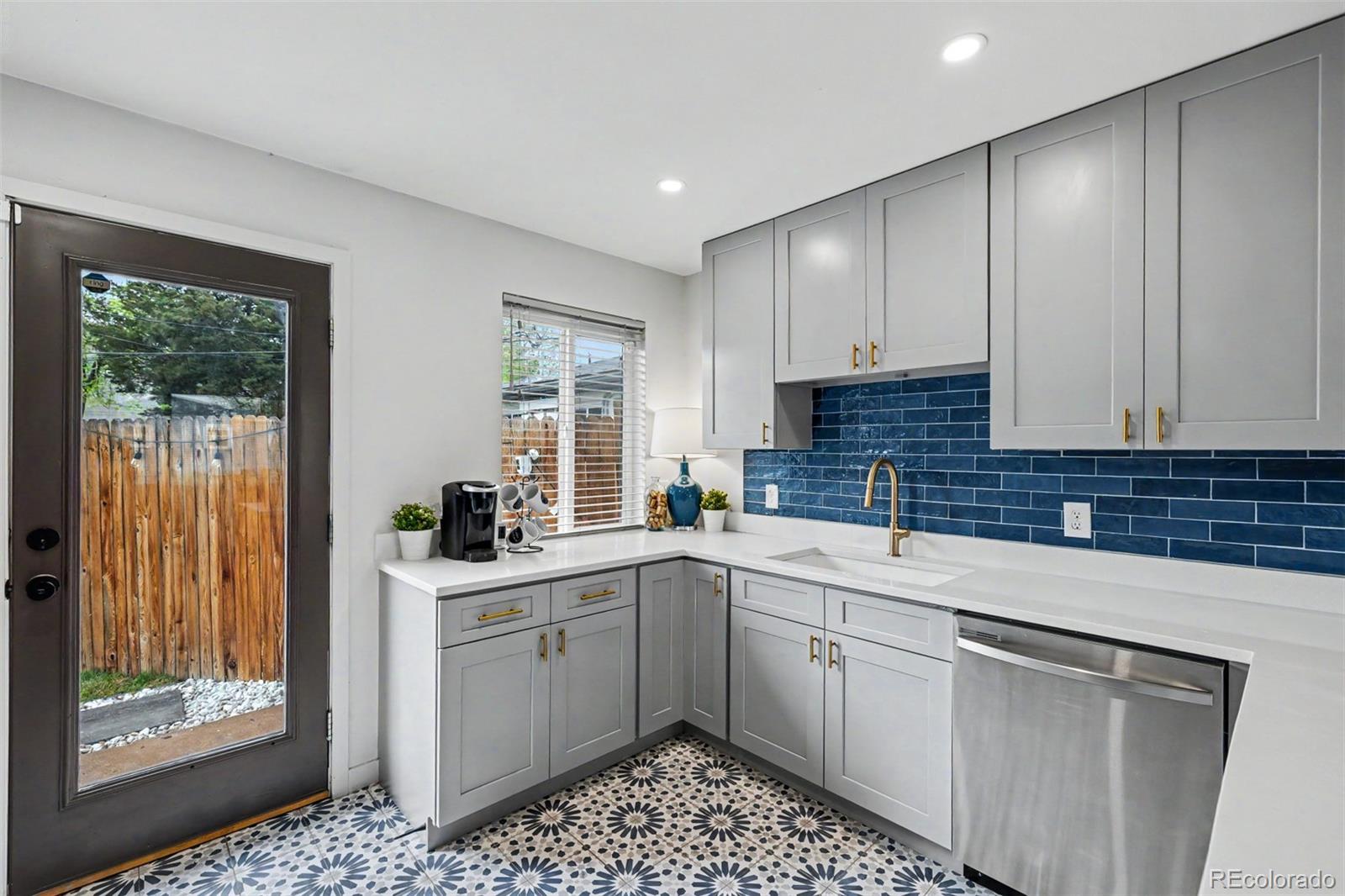 MLS Image #10 for 1085 n wolff street,denver, Colorado