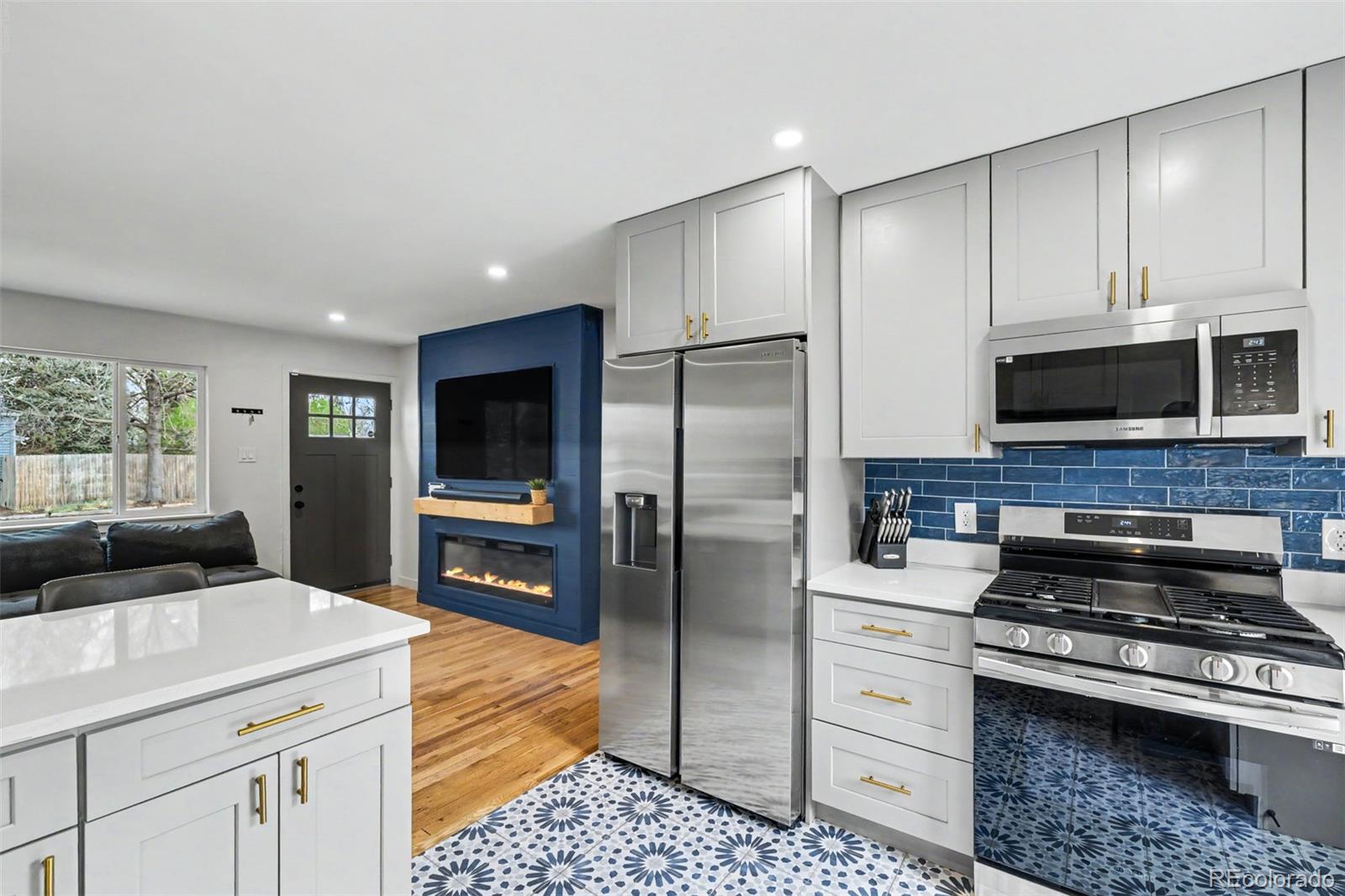 MLS Image #11 for 1085 n wolff street,denver, Colorado