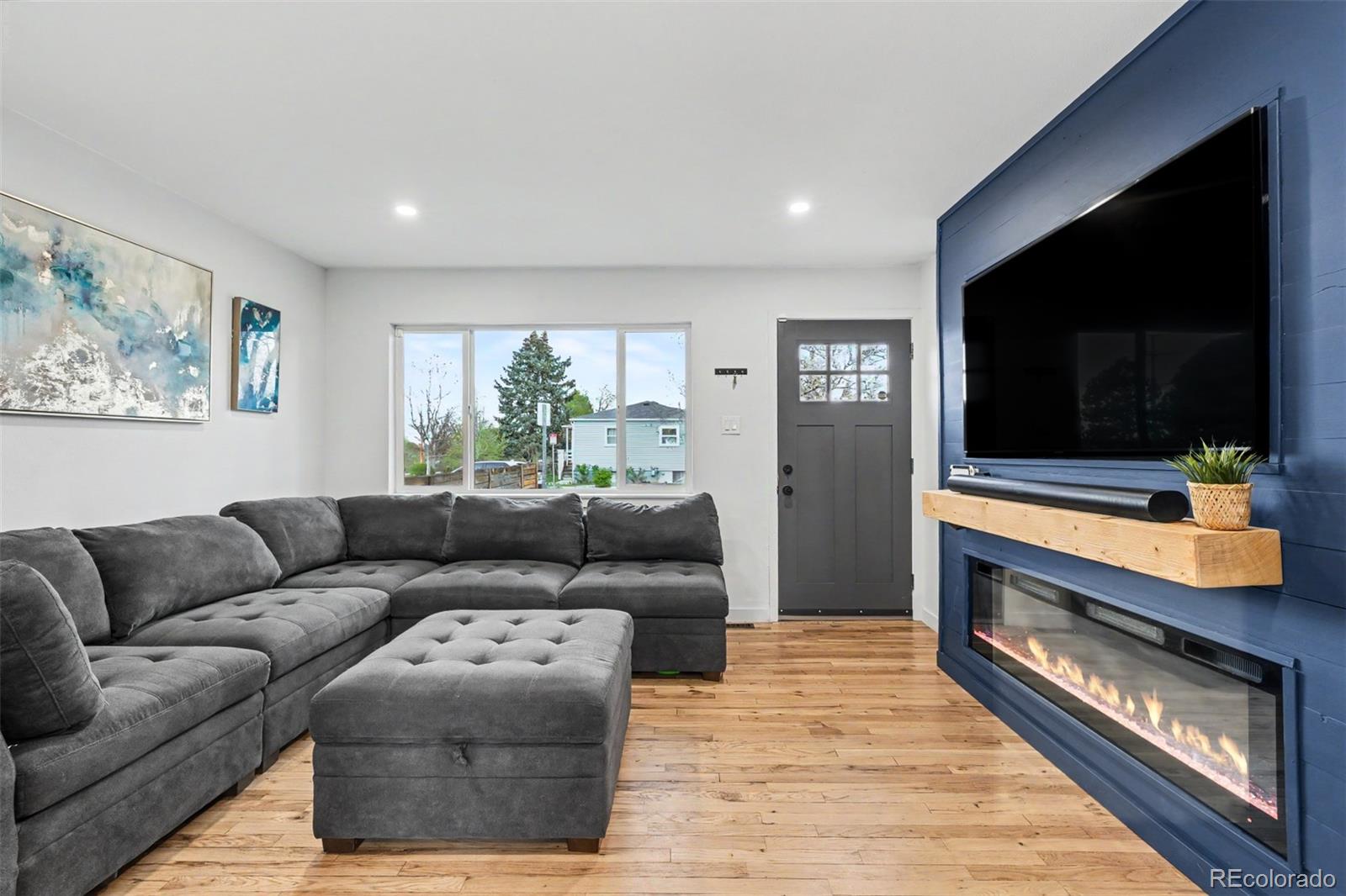 MLS Image #4 for 1085 n wolff street,denver, Colorado