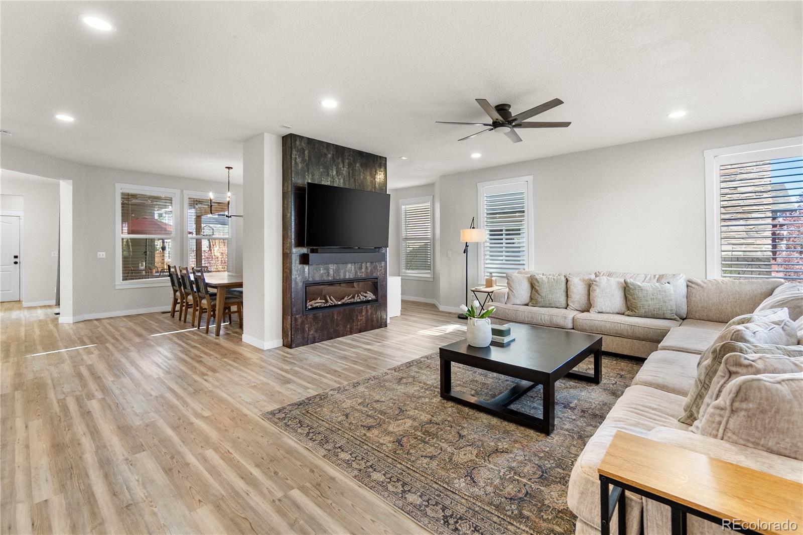 MLS Image #2 for 17252  parkside drive,commerce city, Colorado