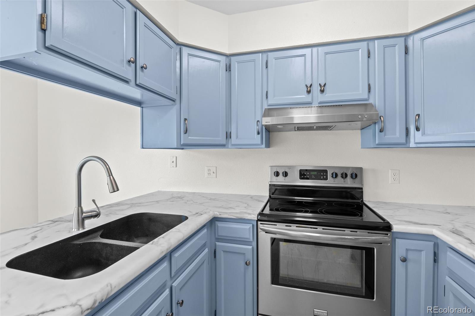 MLS Image #11 for 10480 w dartmouth avenue,lakewood, Colorado