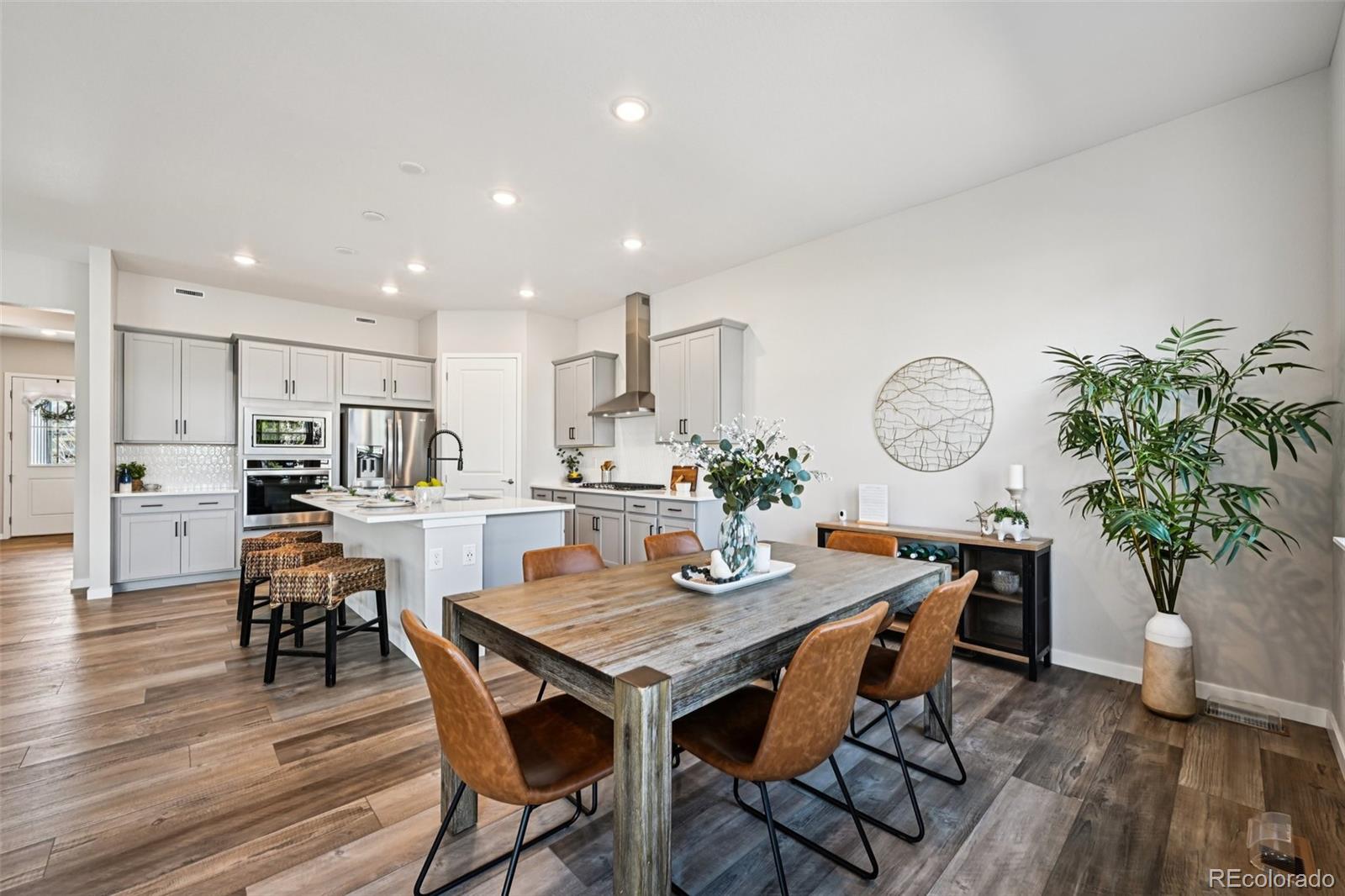 MLS Image #19 for 8735 s quemoy street,aurora, Colorado