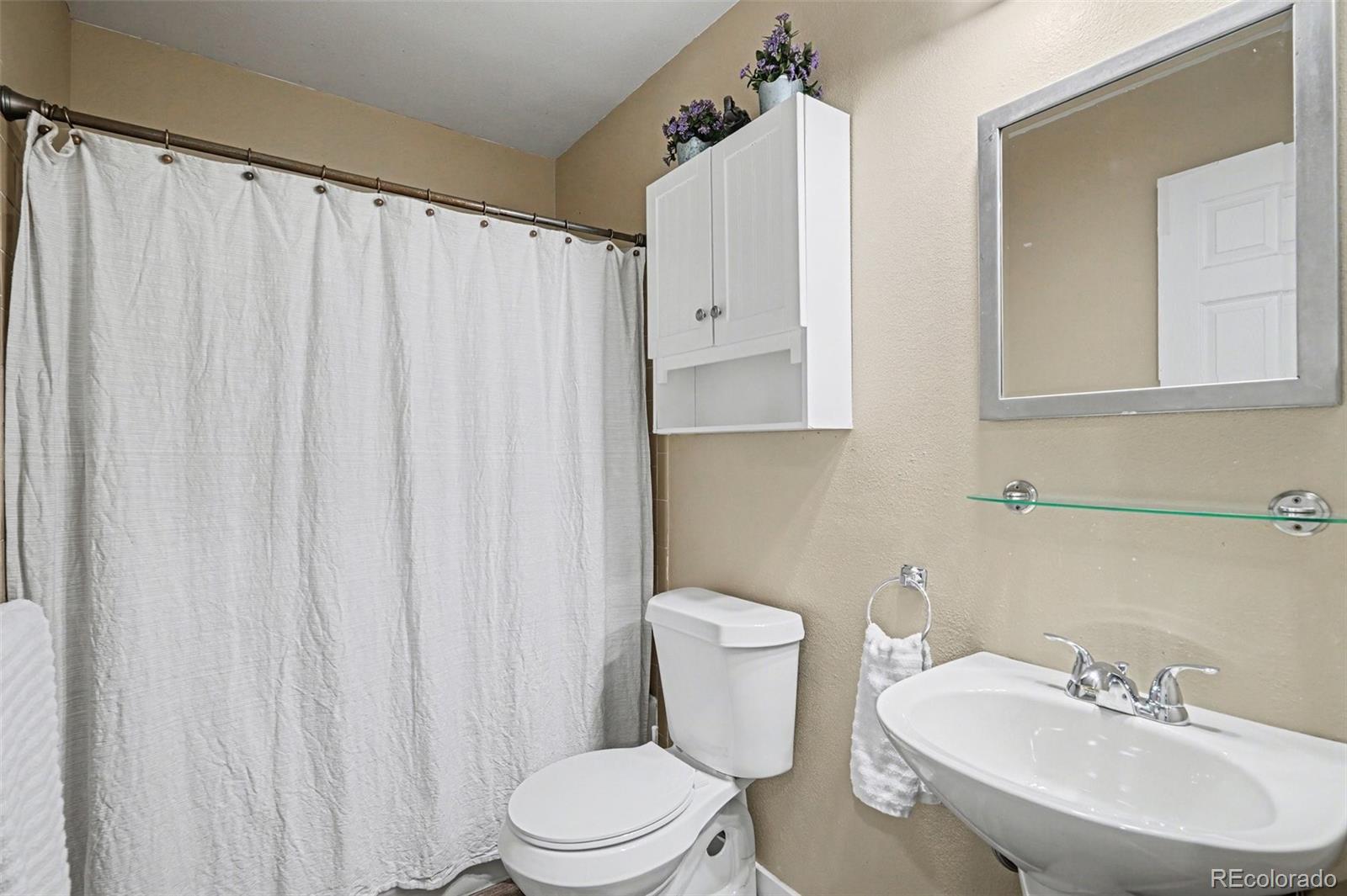 MLS Image #10 for 2685 s dayton way,denver, Colorado