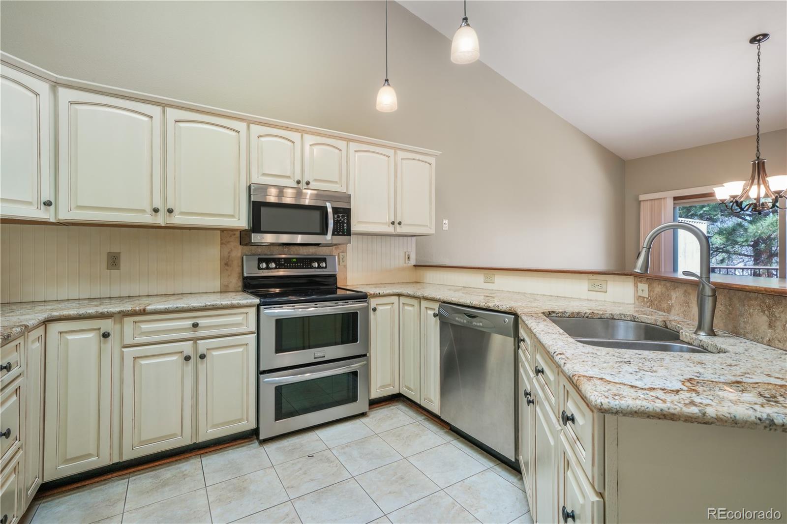 MLS Image #12 for 2859  tenderfoot hill street,colorado springs, Colorado