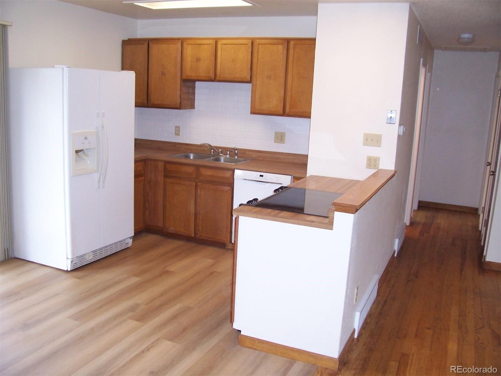 MLS Image #3 for 11779  acoma street,northglenn, Colorado