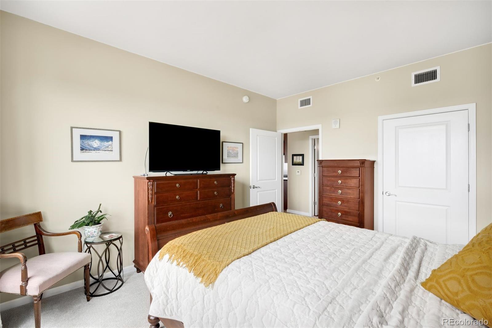 MLS Image #10 for 2990 e 17th avenue,denver, Colorado