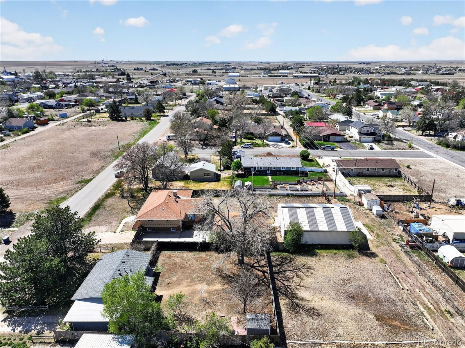 MLS Image #14 for 1743  burton street,strasburg, Colorado