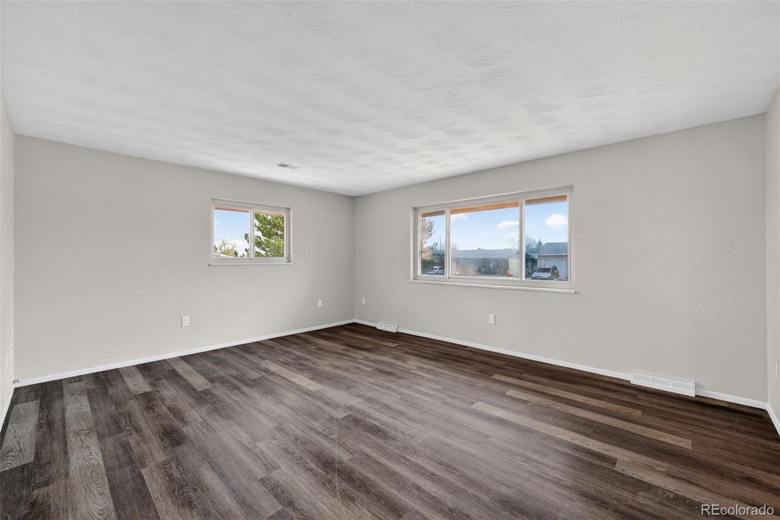 MLS Image #16 for 1743  burton street,strasburg, Colorado