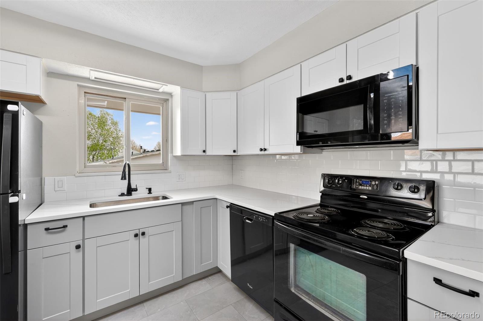 MLS Image #18 for 1743  burton street,strasburg, Colorado