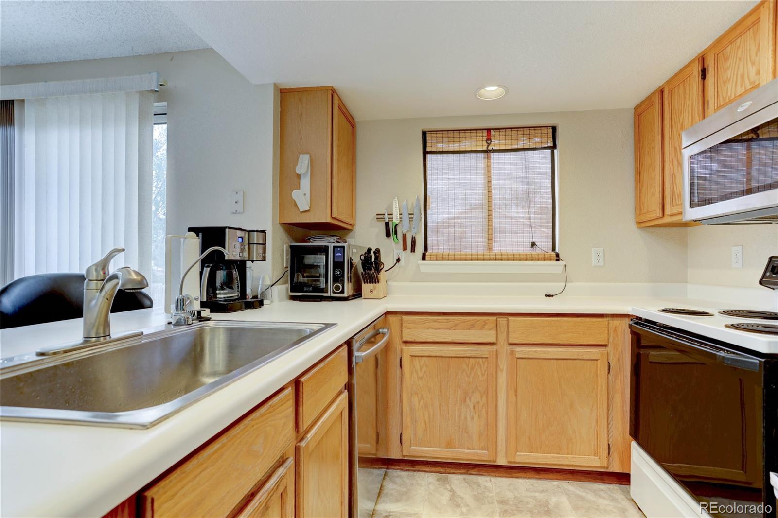 MLS Image #7 for 4913 s dunkirk way,centennial, Colorado