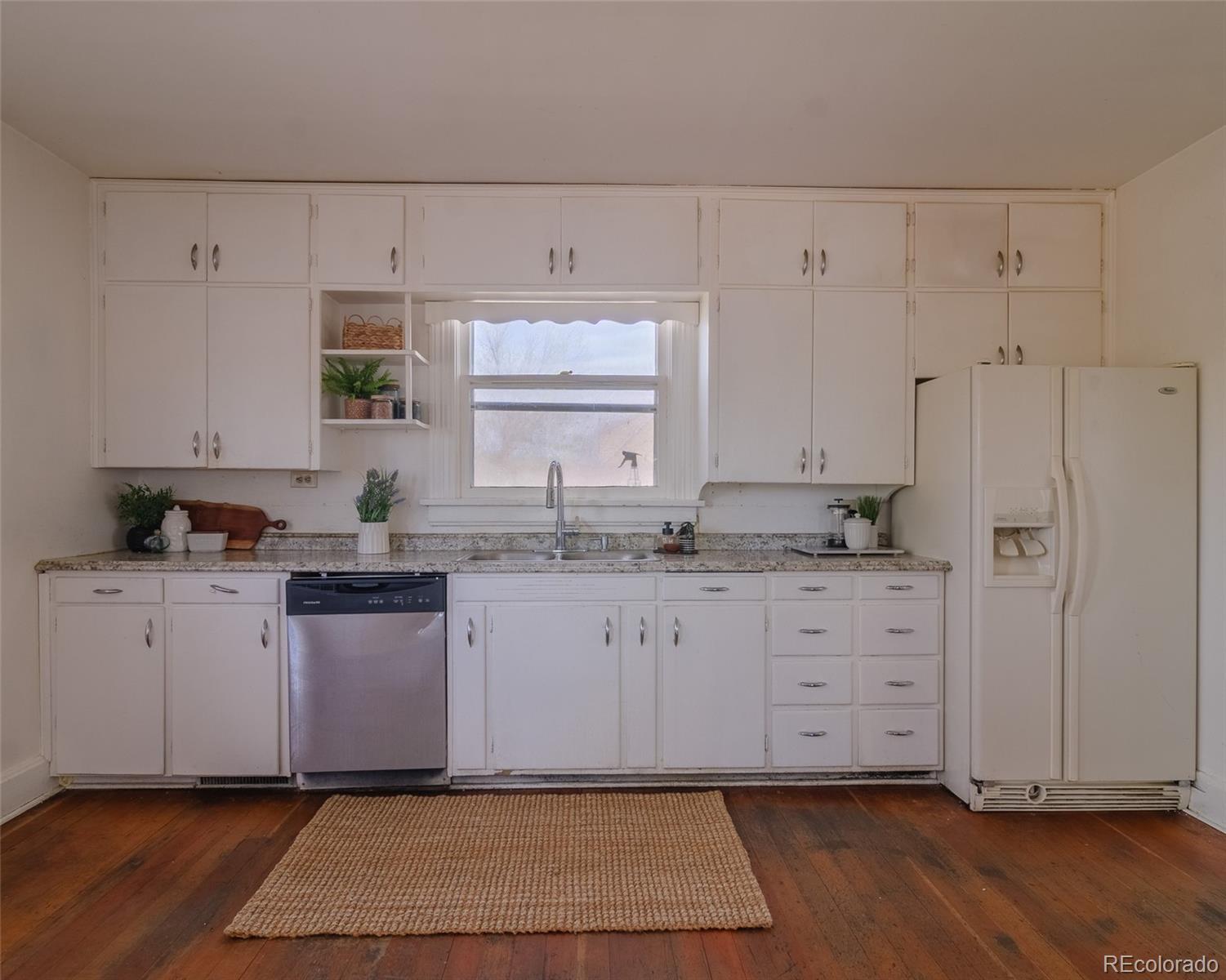 MLS Image #12 for 445  hover street,longmont, Colorado