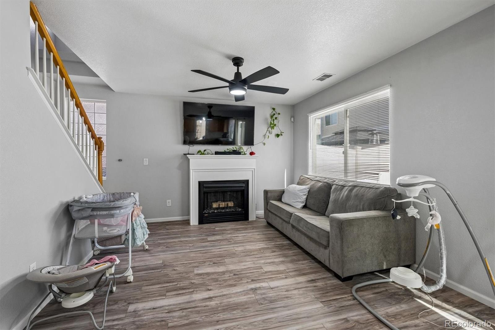 MLS Image #14 for 21440  randolph place,denver, Colorado