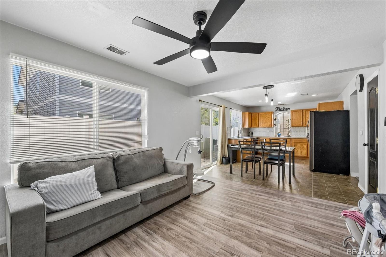 MLS Image #15 for 21440  randolph place,denver, Colorado