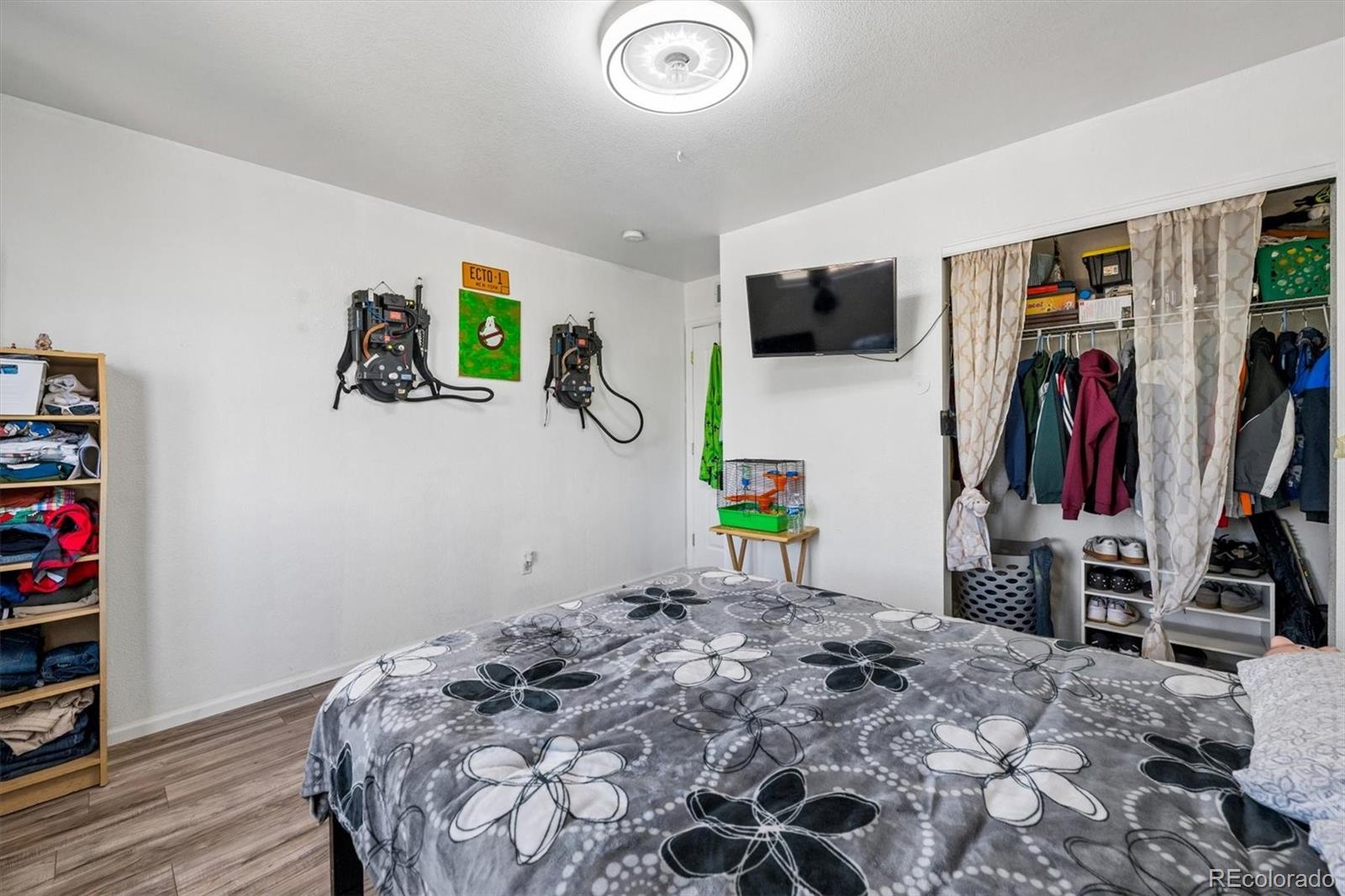 MLS Image #28 for 21440  randolph place,denver, Colorado