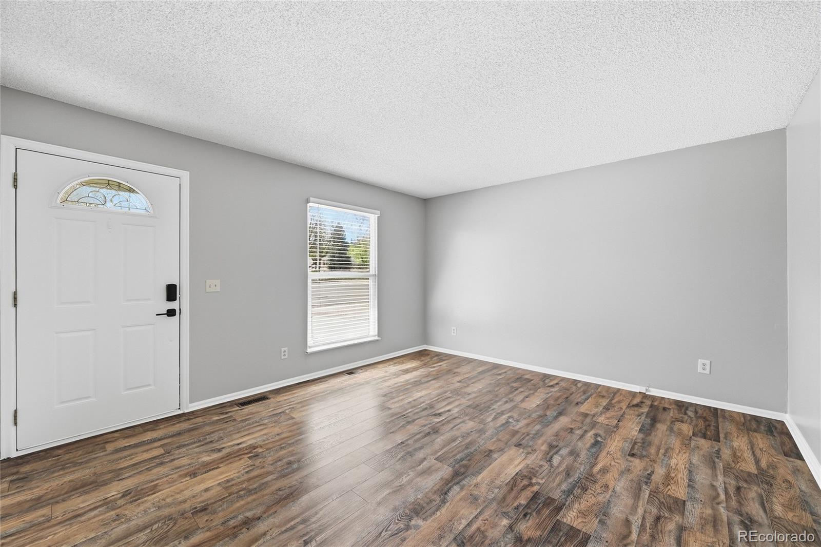 MLS Image #6 for 2008 s idalia street,aurora, Colorado