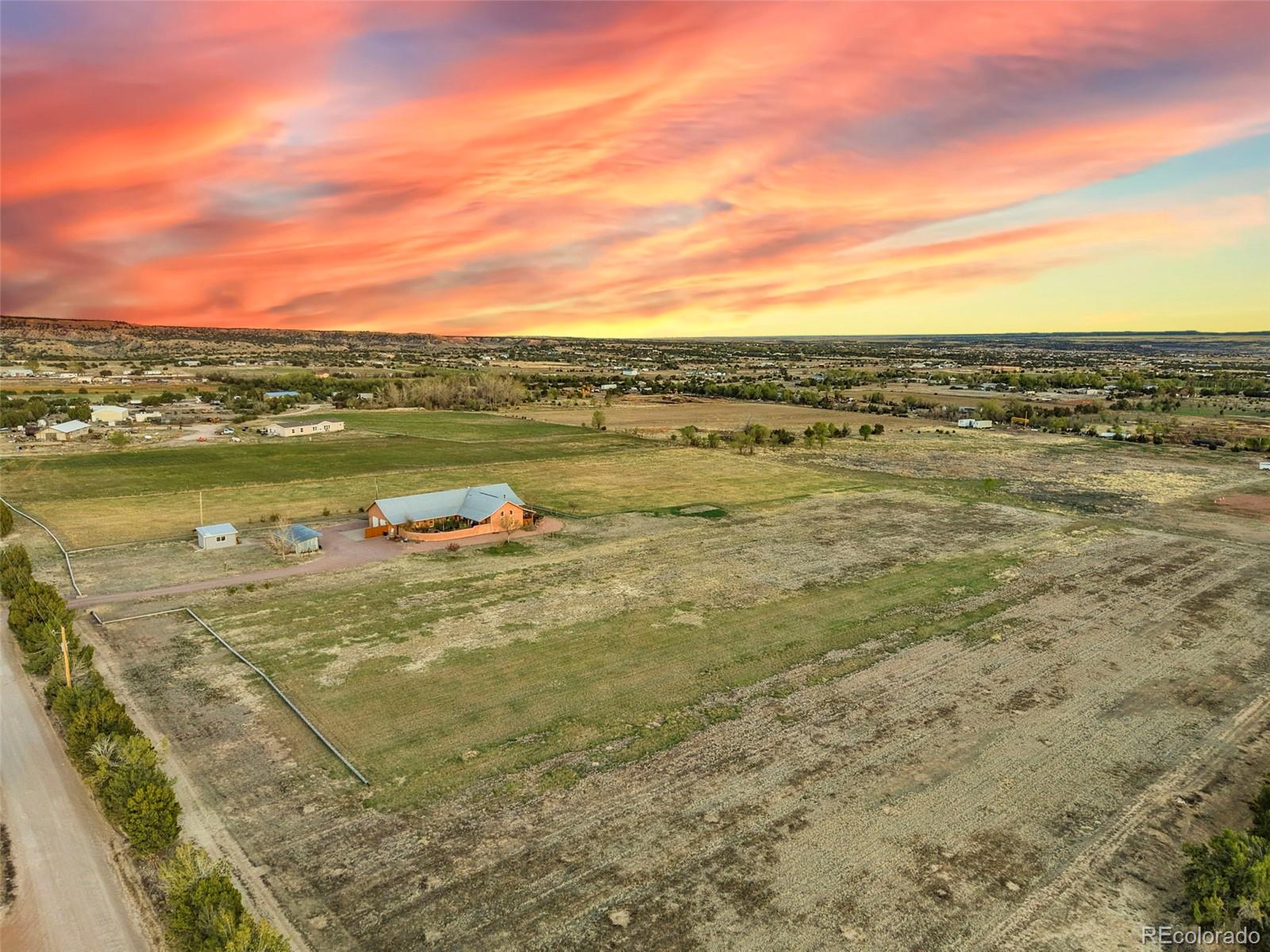 MLS Image #5 for 1534  7th street,penrose, Colorado