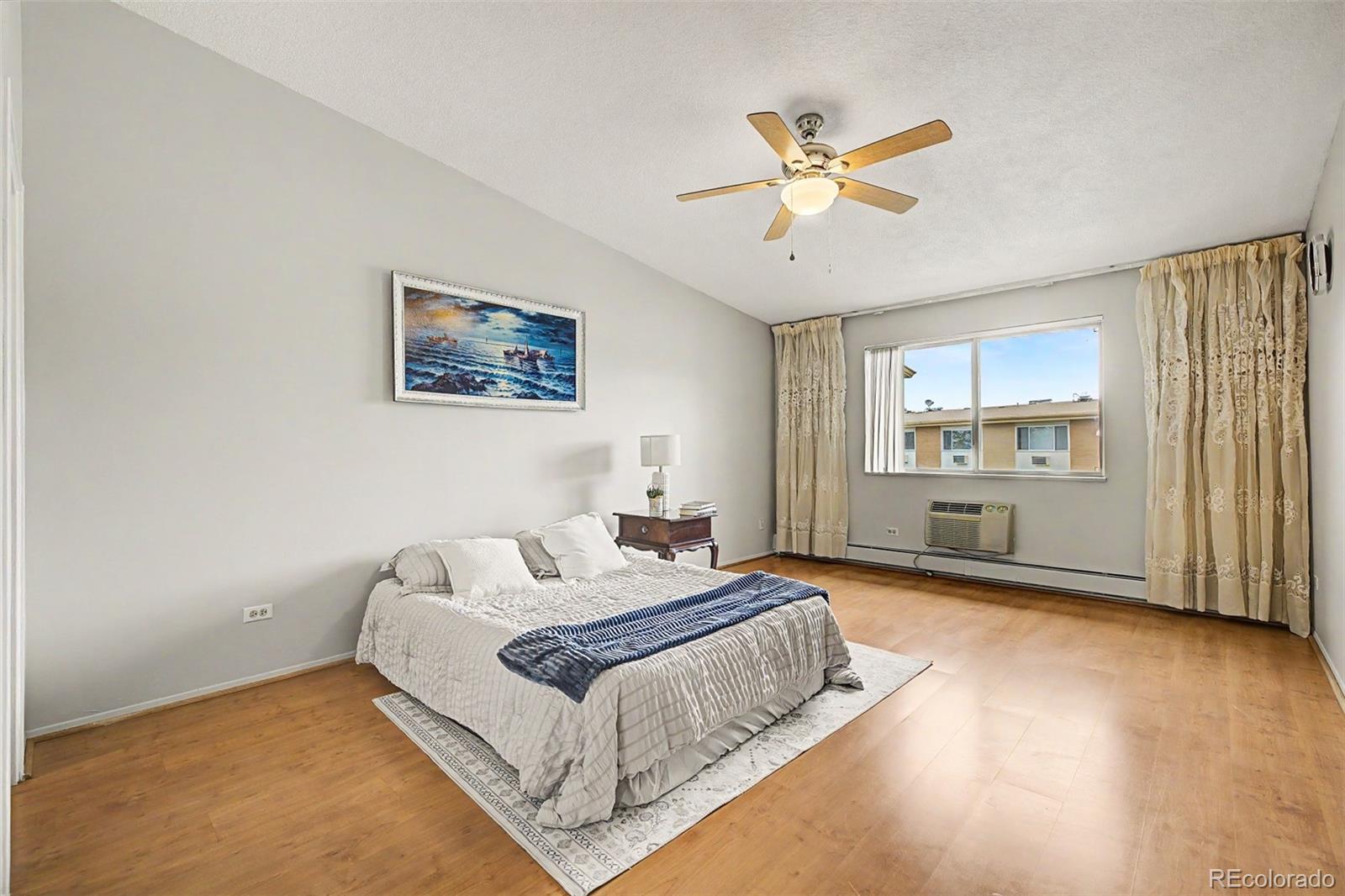 MLS Image #14 for 9655 e center avenue,denver, Colorado