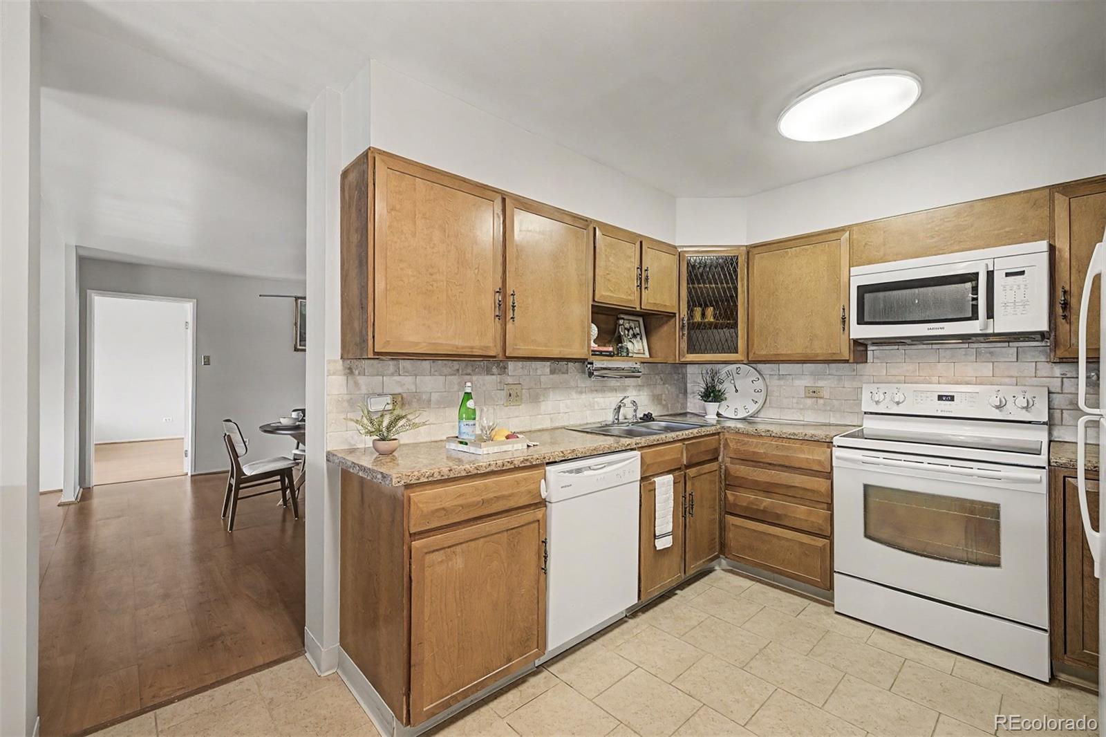 MLS Image #6 for 9655 e center avenue,denver, Colorado