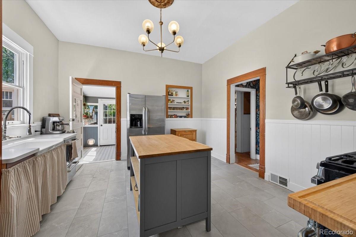 MLS Image #10 for 345  mountain view avenue,longmont, Colorado