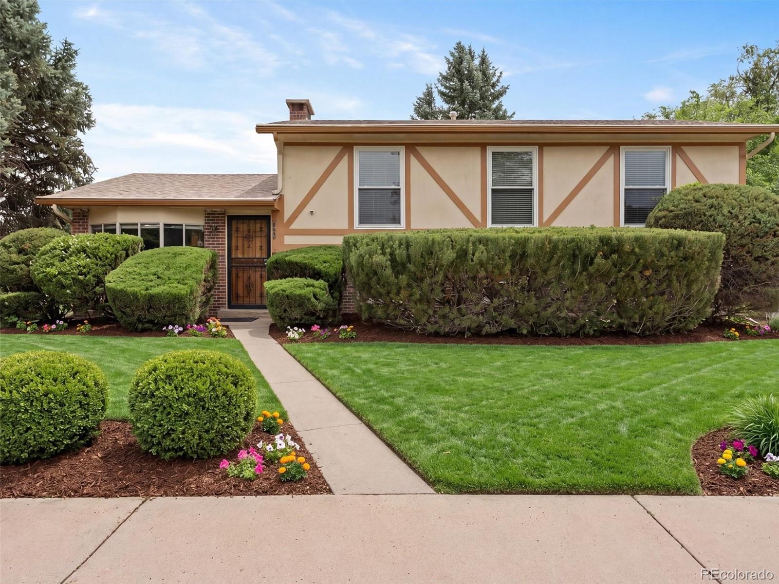 MLS Image #2 for 9966 e elizabeth street,thornton, Colorado