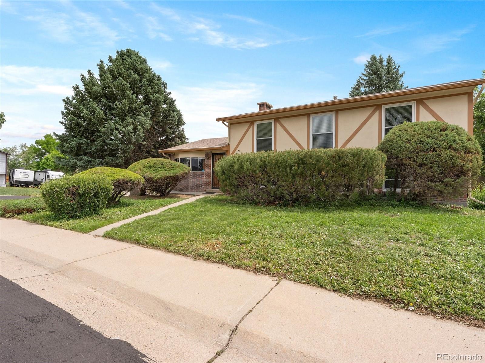 MLS Image #3 for 9966 e elizabeth street,thornton, Colorado