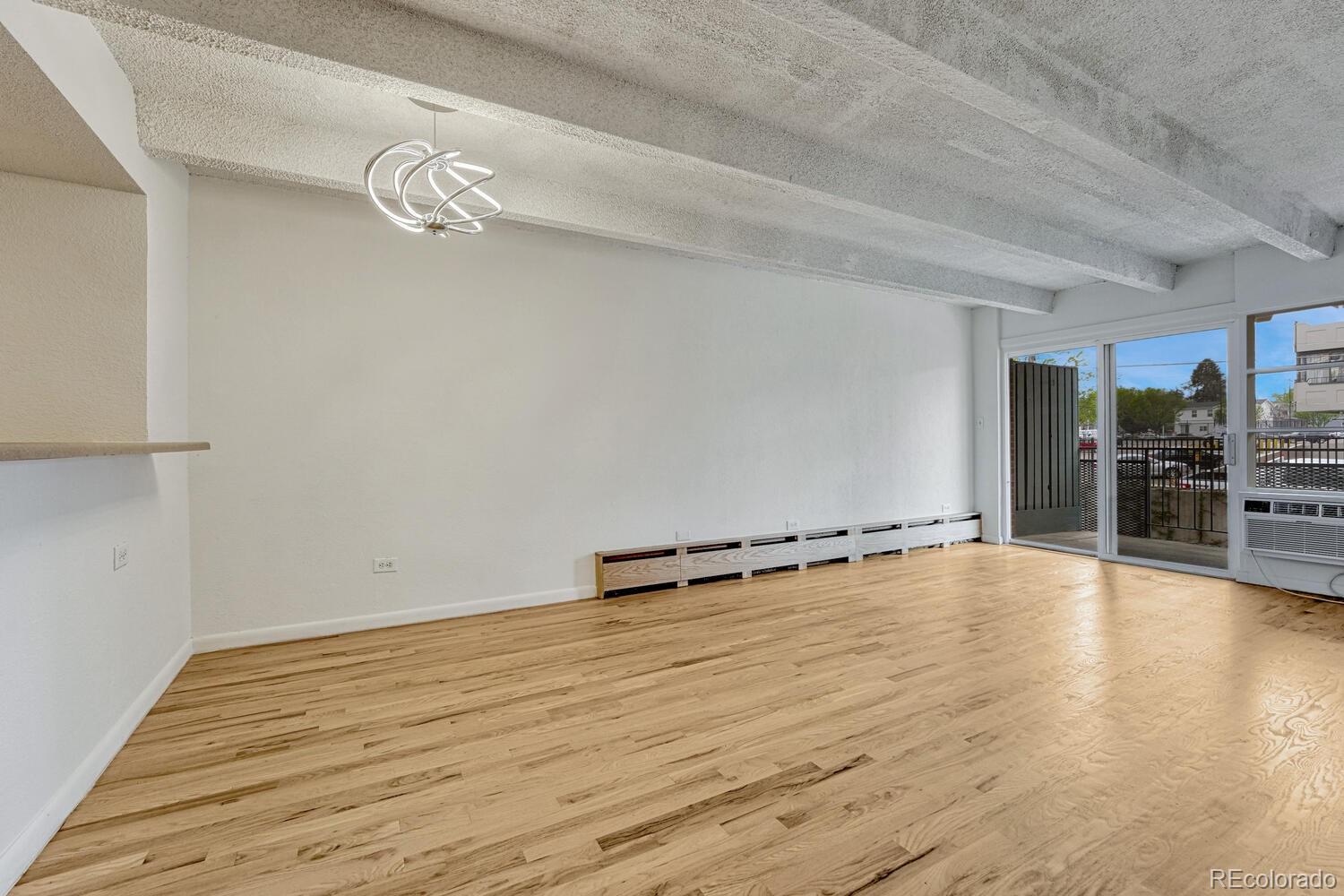 MLS Image #11 for 200 n pearl street 205,denver, Colorado