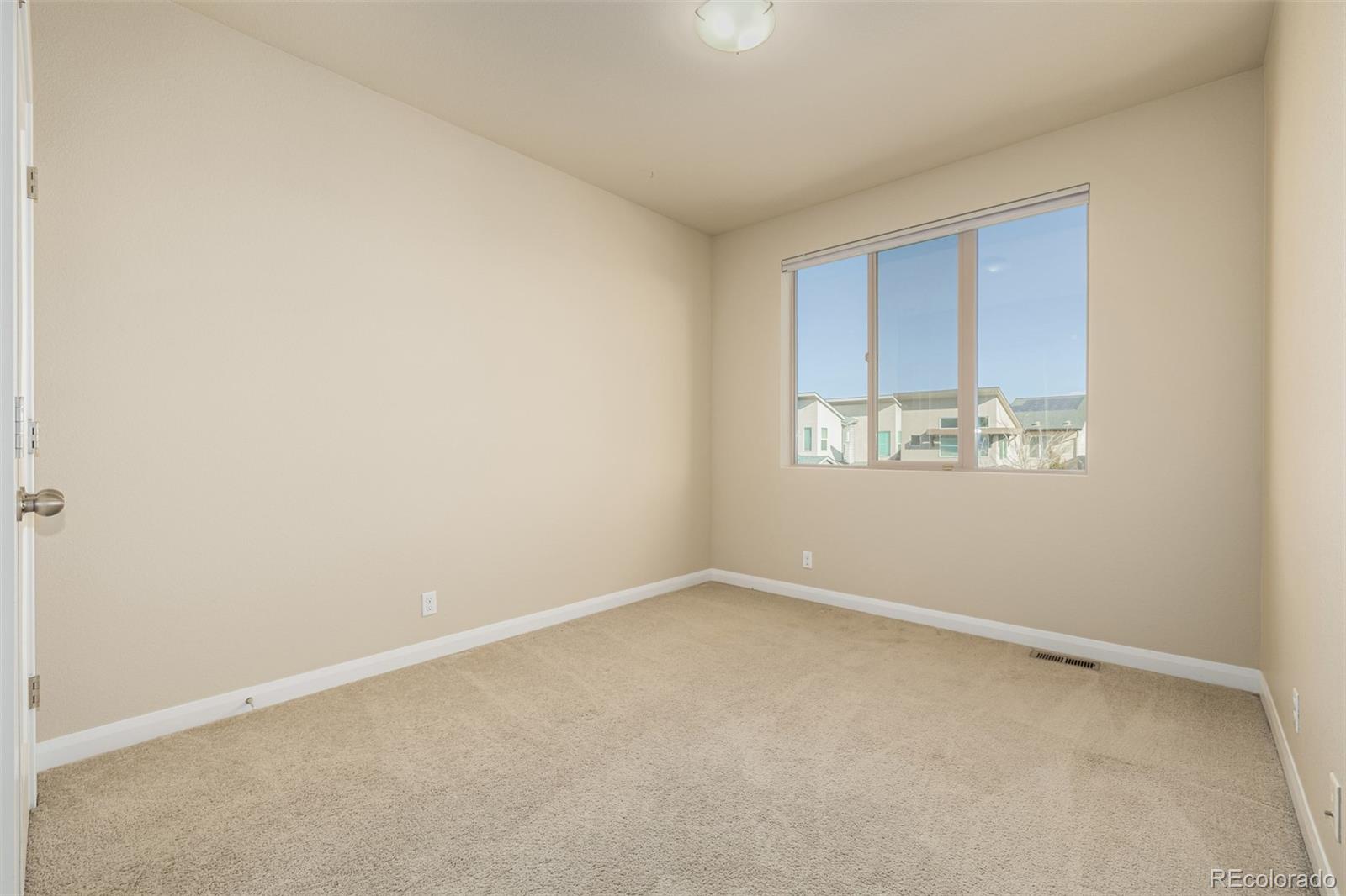 MLS Image #22 for 6737  alan drive,denver, Colorado