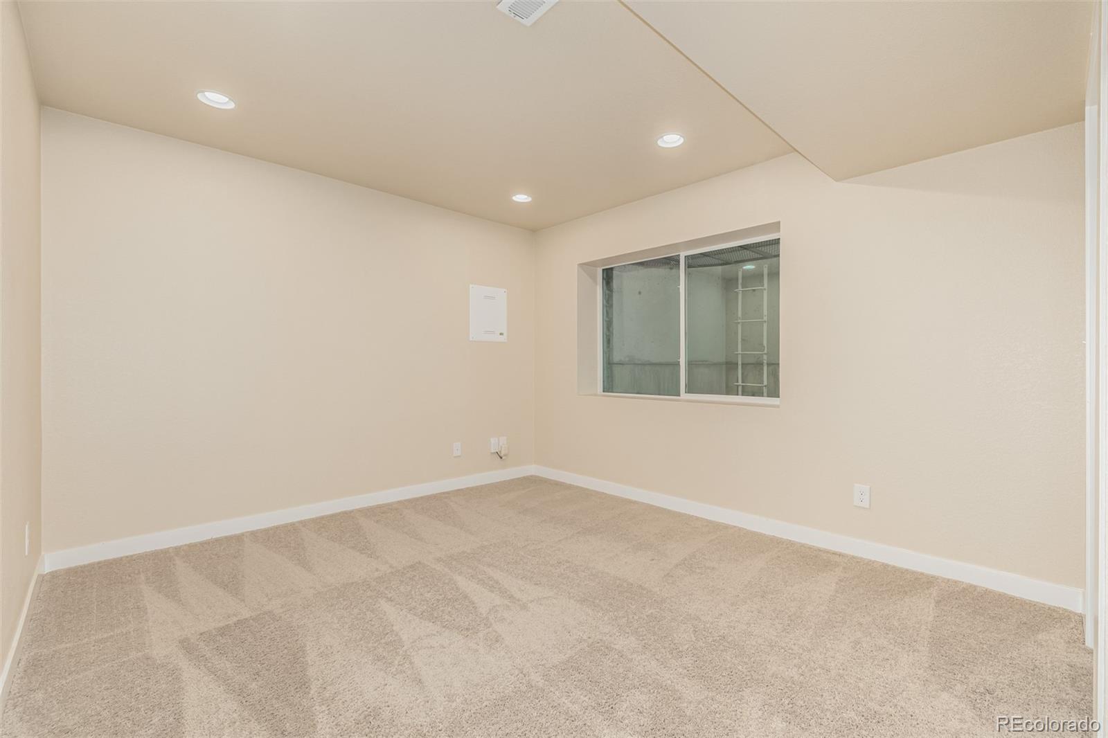 MLS Image #25 for 6737  alan drive,denver, Colorado