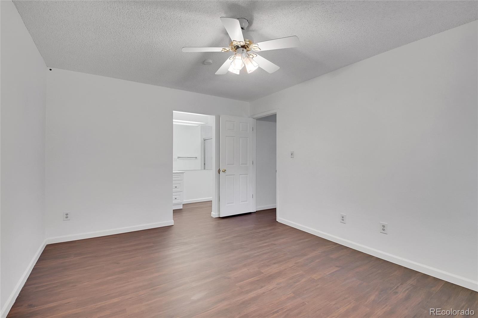 MLS Image #15 for 2685 s dayton way,denver, Colorado