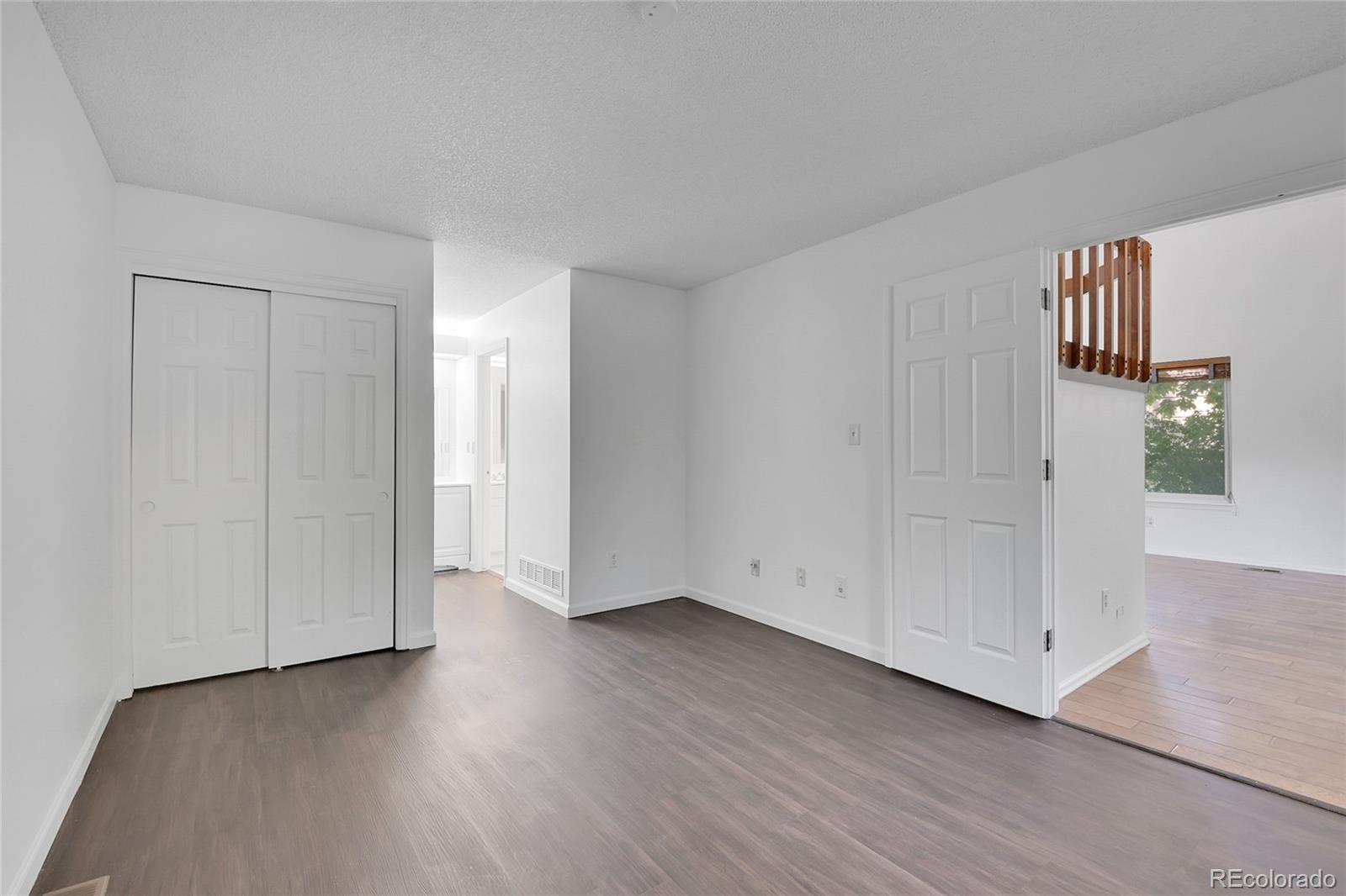 MLS Image #5 for 2685 s dayton way,denver, Colorado